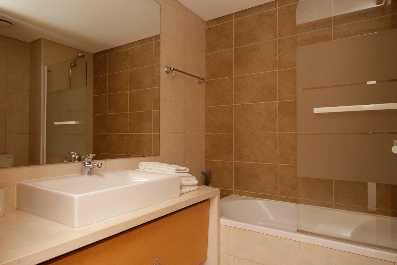 Apartamento Laranjas Garden กาบานัส เด ตาวีรา ภายนอก รูปภาพ