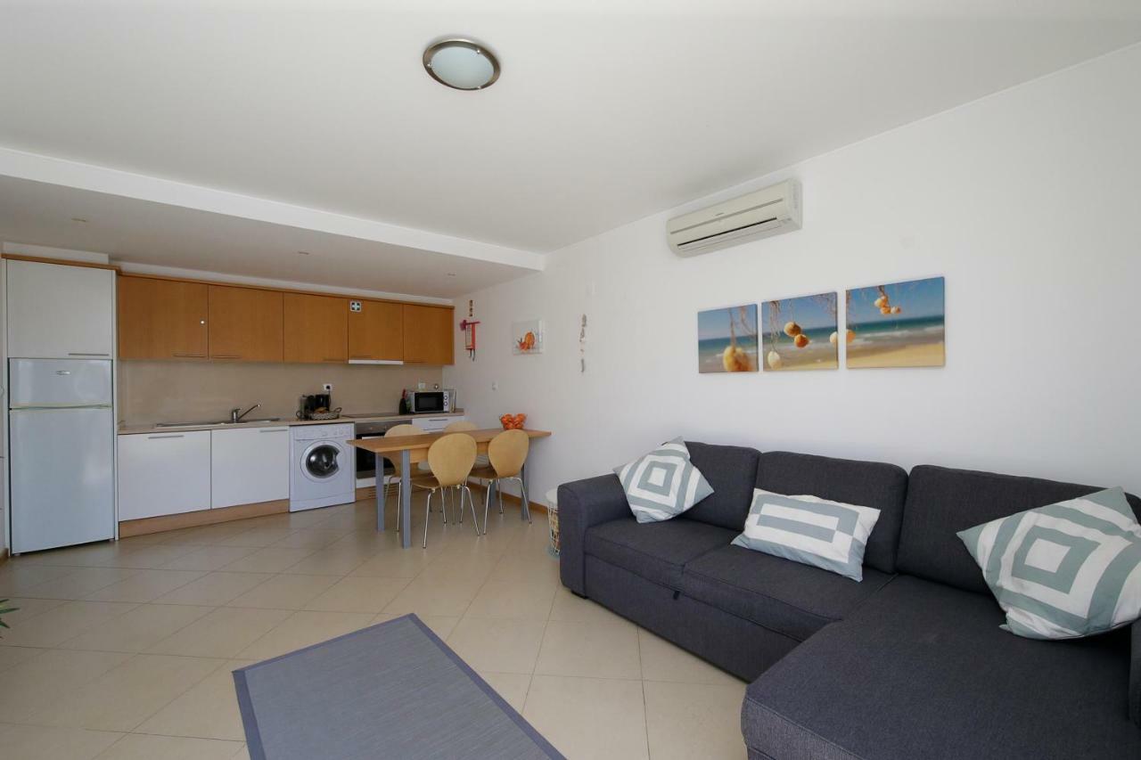 Apartamento Laranjas Garden กาบานัส เด ตาวีรา ภายนอก รูปภาพ